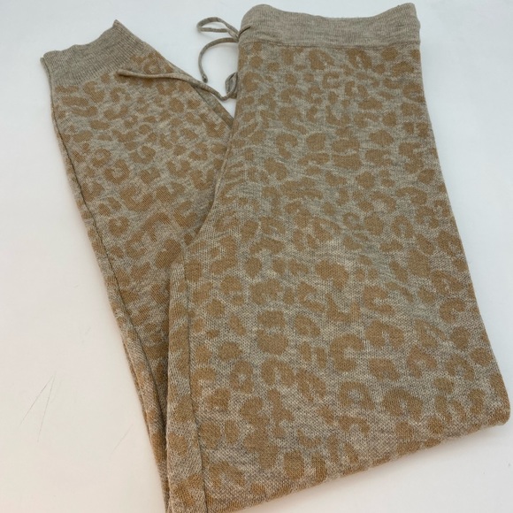 Heartloom Iris 2 piece knit loungers - Picture 6 of 7